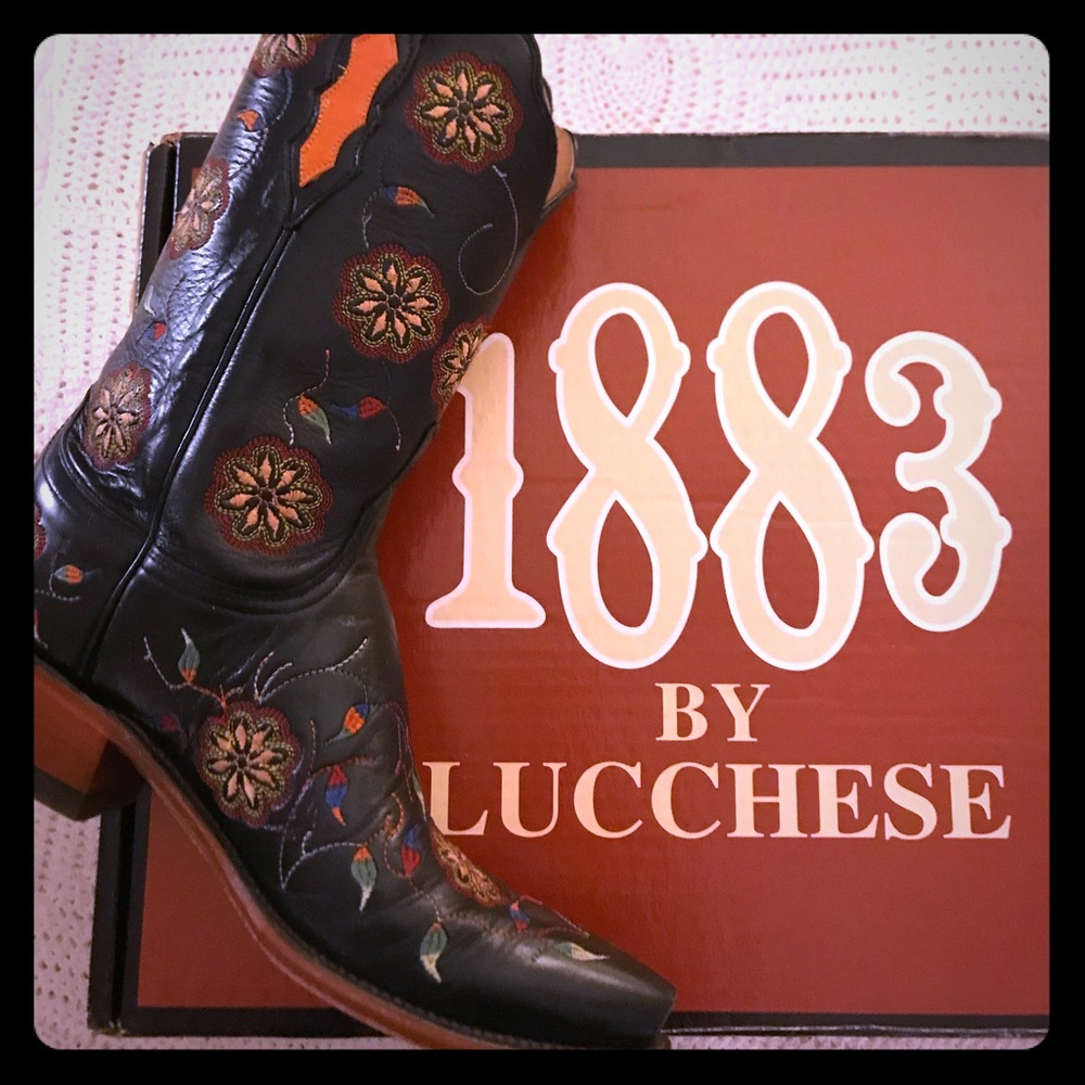 Lucchese 1883 Floral Embroidered Boots Size 7.5